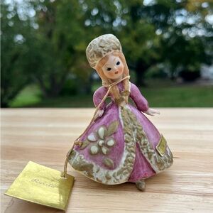 Josef Original Russia Little International Bisque Figurine W Booklet